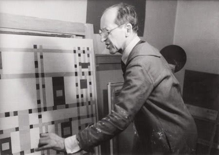Piet Mondrian in his studio in 1944 in Manhattan - Photo by Fritz Glarner