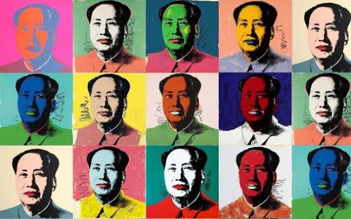 Andy Warhol en un evento artístico