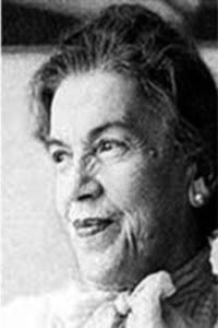 Tarsila do Amaral in her later years.