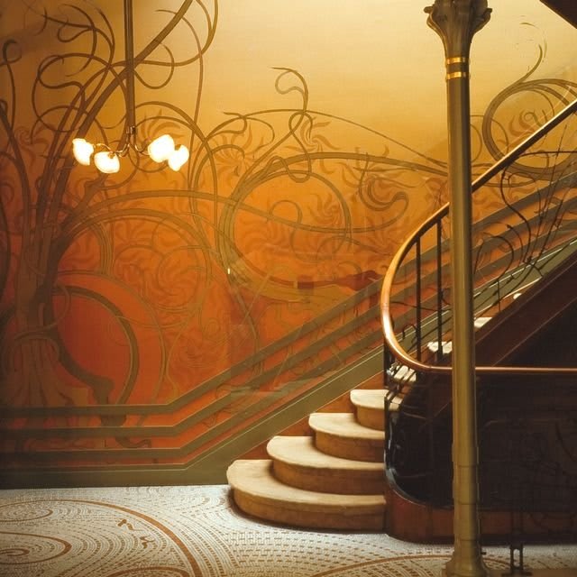 Pièce de mobilier Art Nouveau.