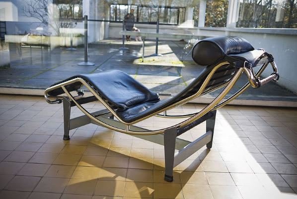 Cadeira Chaise Longue LC4 de Le Corbusier