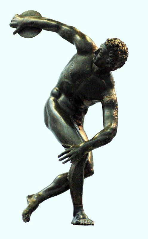 Statua classica greca in marmo bianco, raffigurante un giovane uomo nudo in movimento, con il braccio esteso e lo sguardo introspettivo.