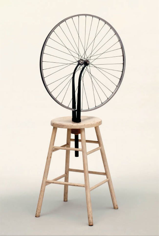 Ruota di bicicletta di Marcel Duchamp, il primo ready-made.