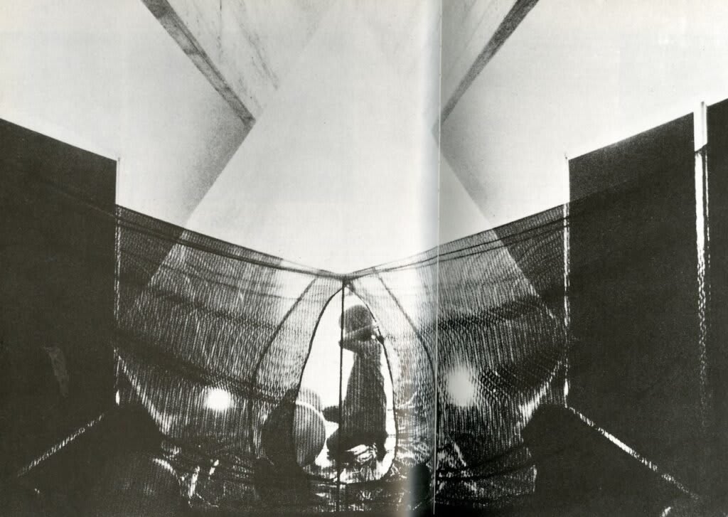 Instalación 'A Casa é o Corpo' de Lygia Clark